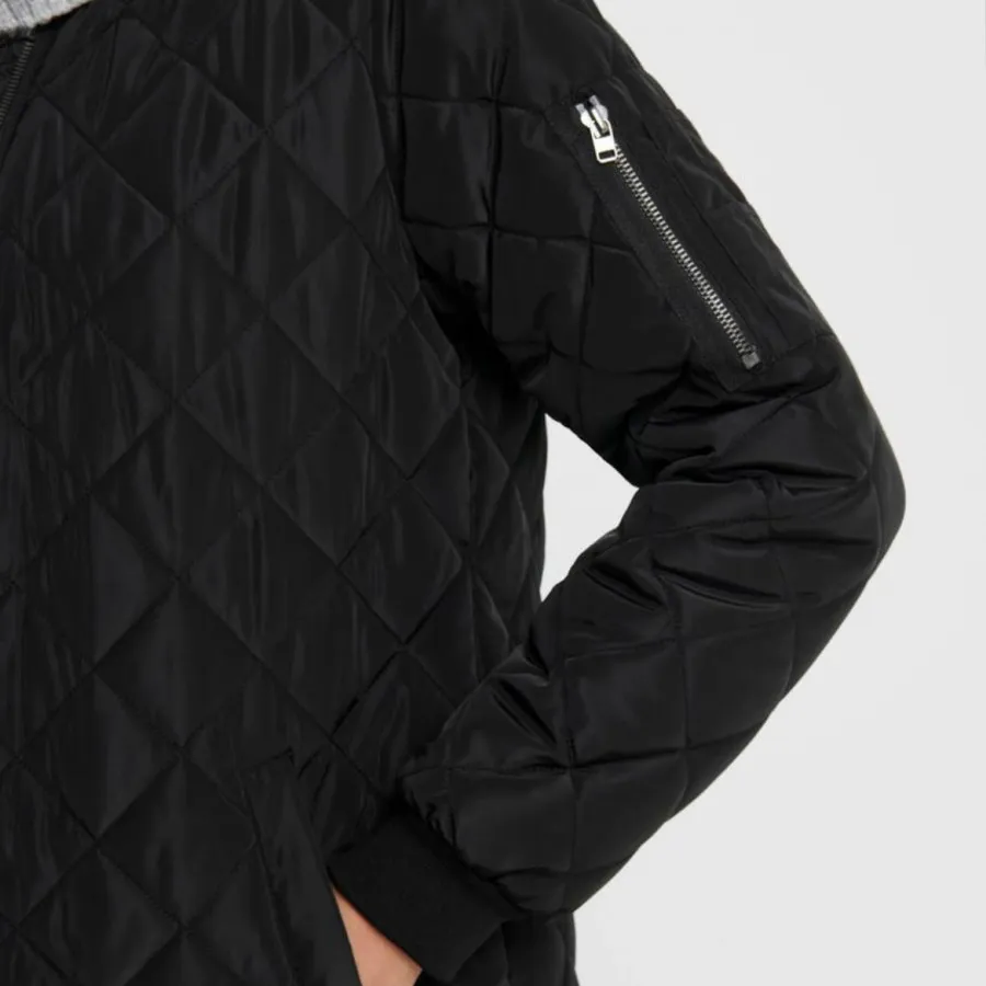 کاپشن برند اونلی