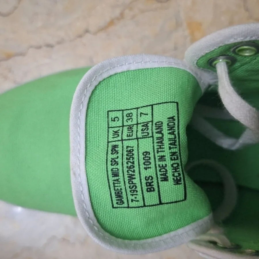 کتونی اورجینال lacoste