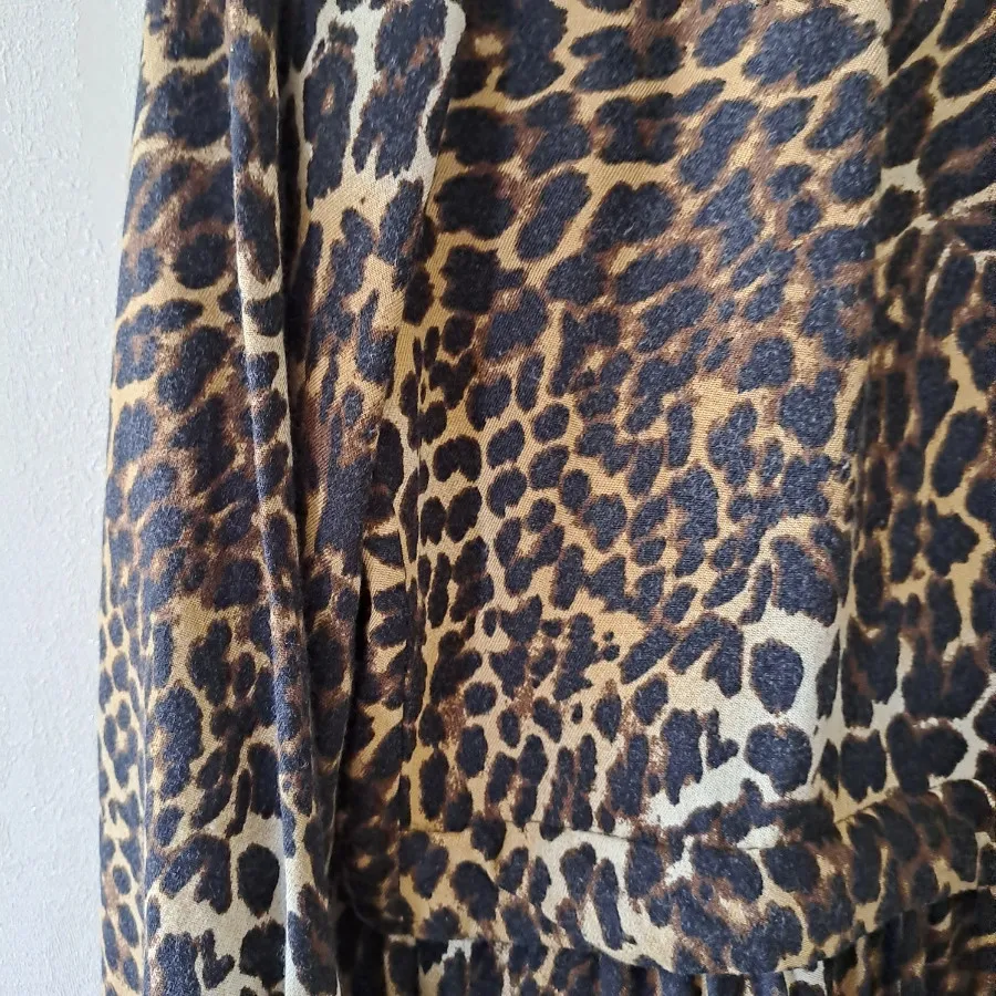 مانتو لباسی پلنگی جذاب