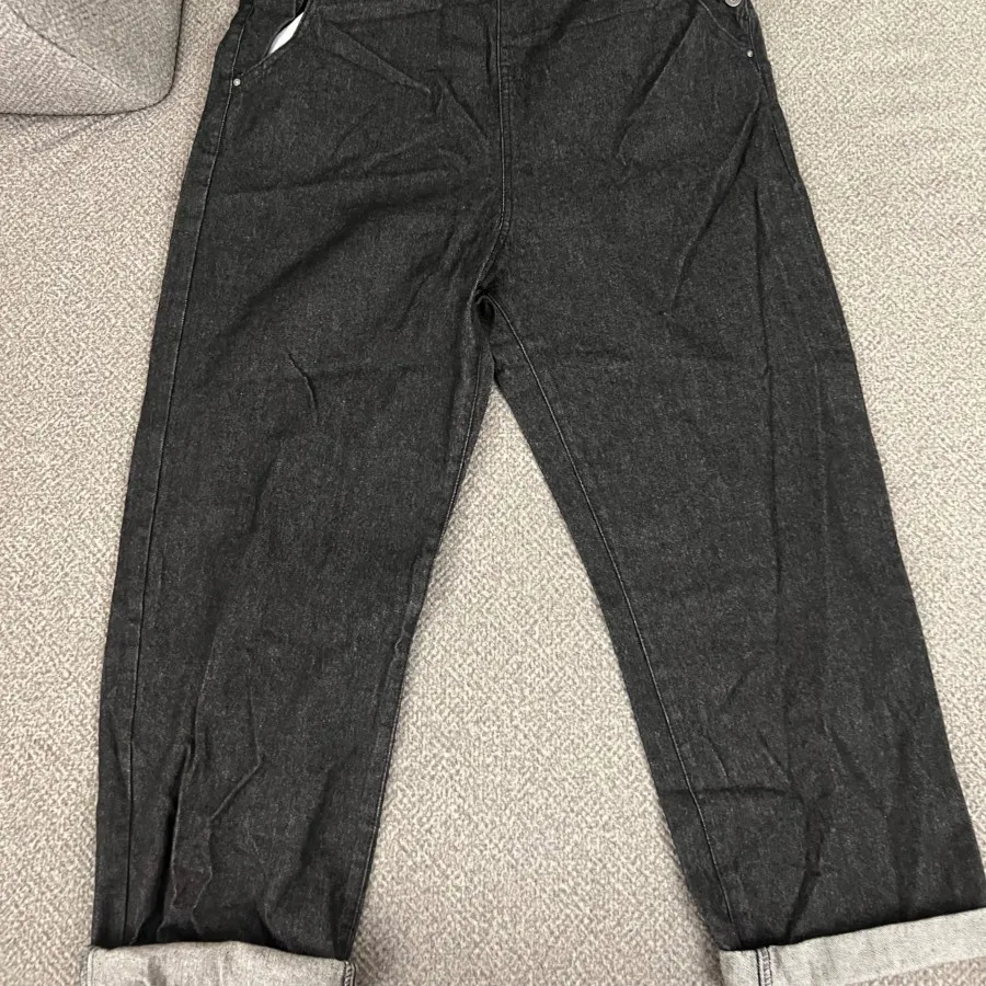 پیش سینه دار زغالی