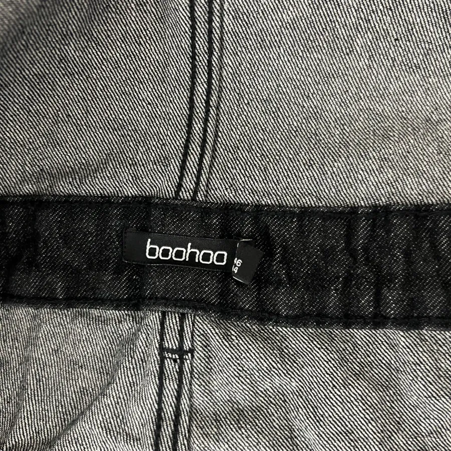 پیش سینه دار زغالی