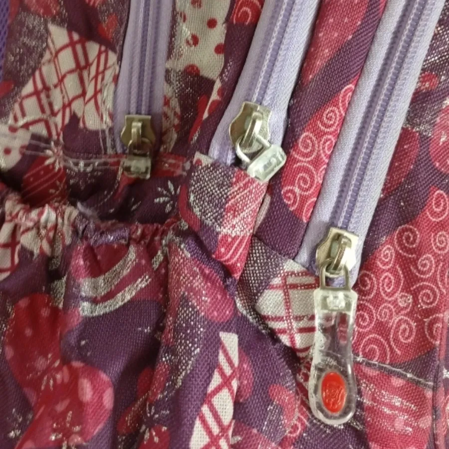 کوله پشتی مدرسه