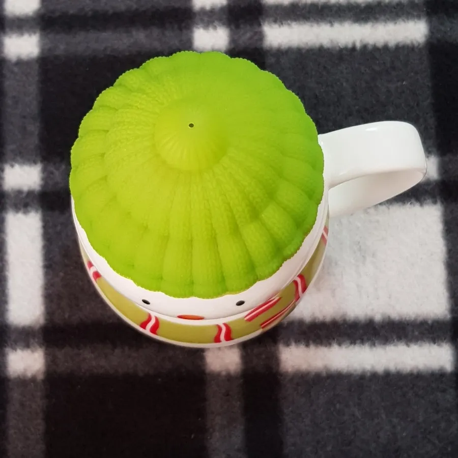 ماگ آدم برفی همراه باجعبه