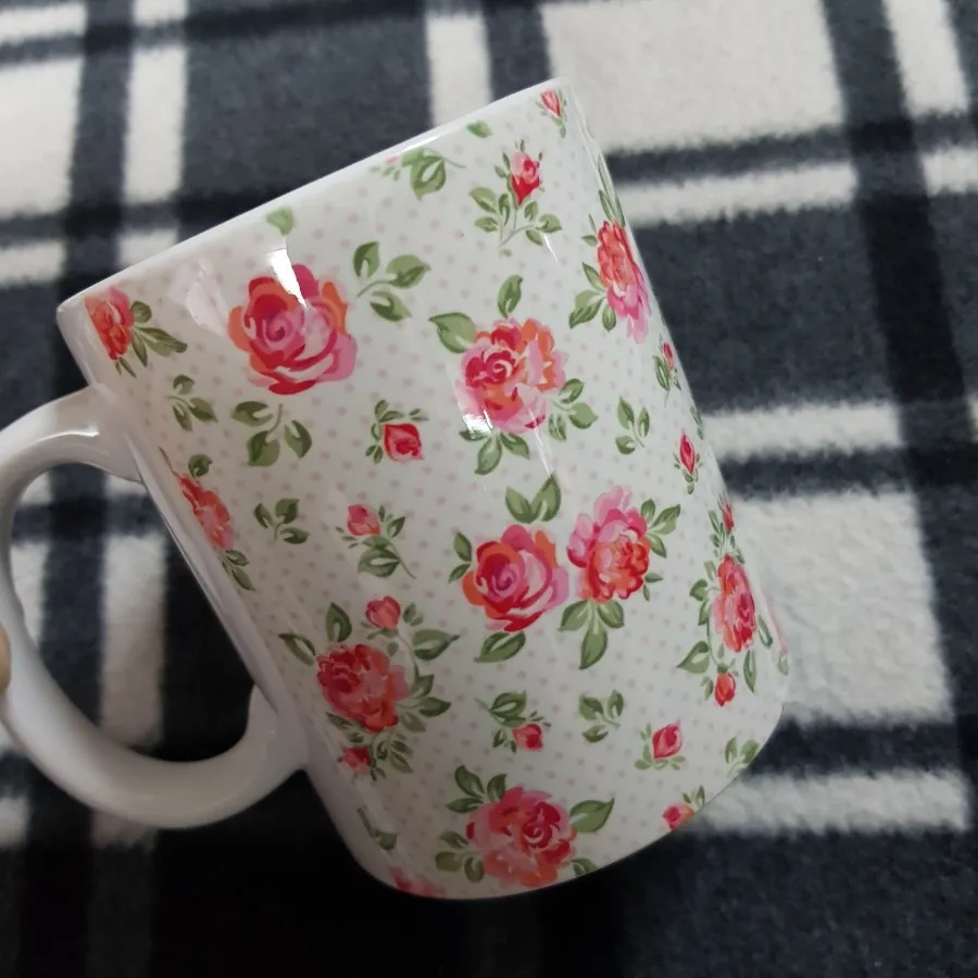 ماگ طرح گل دار(جعبه دار)