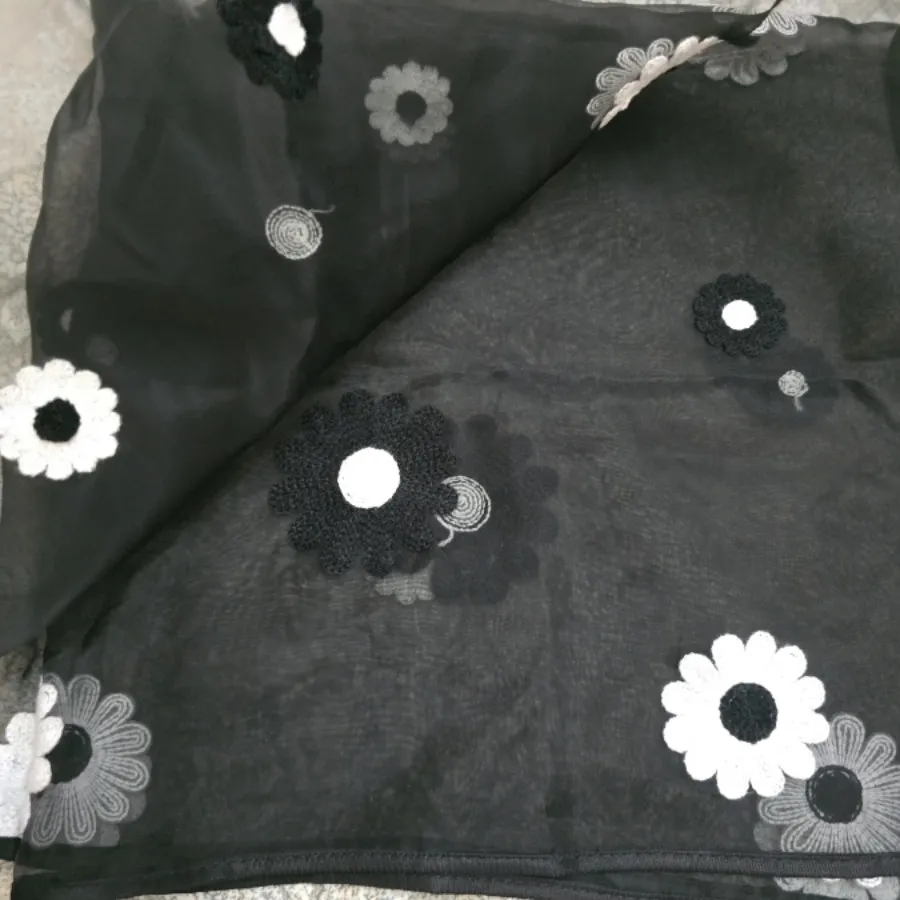 روسری کوتاه