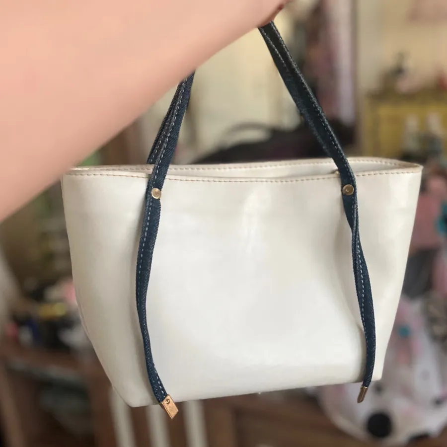 کیف سفید خوشگل