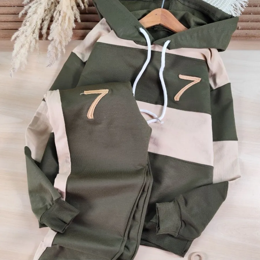 هودی شلوار seven 
50