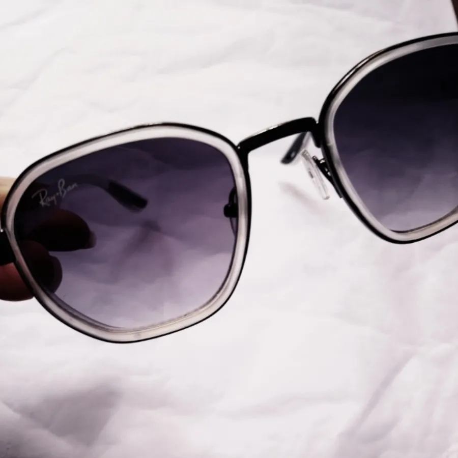 عینک آفتابی ریبن فراری