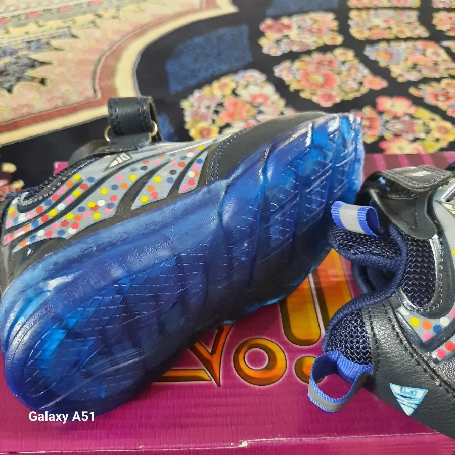 کتونی وارداتی