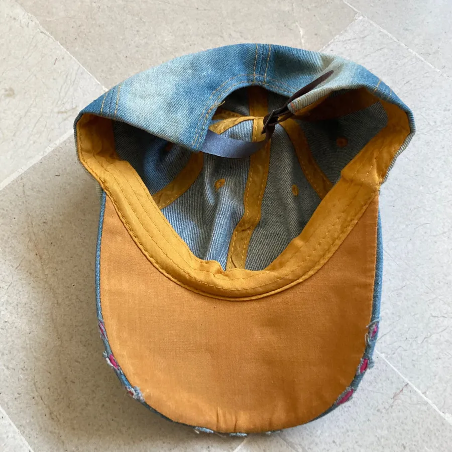 کلاه لی خارجی