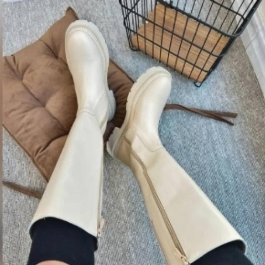 بوت چکمه سفید و کرم بلند