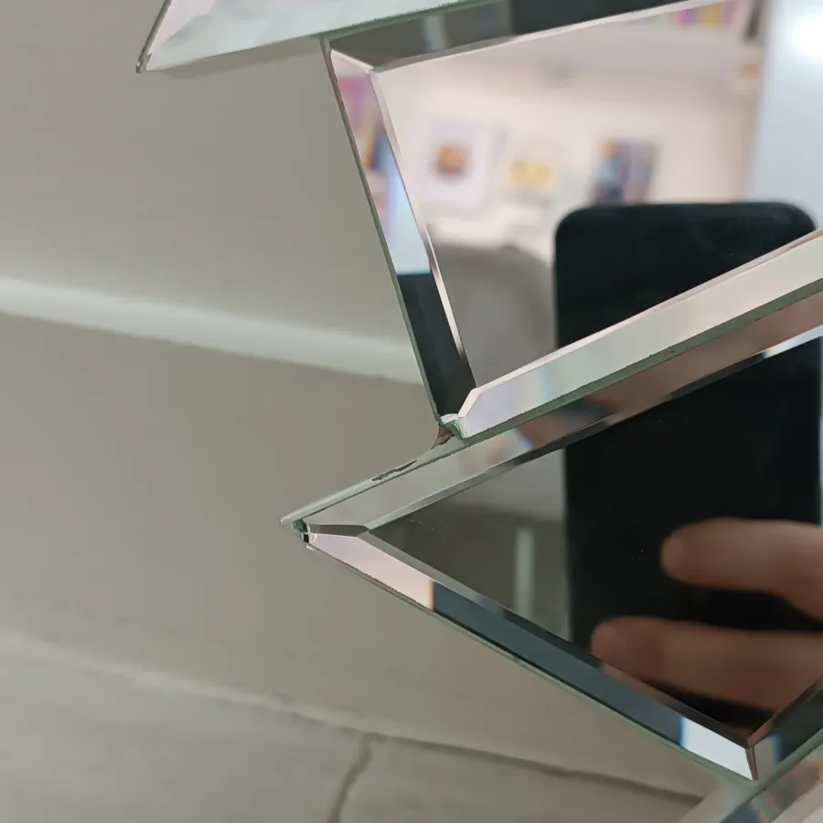 ساعت دیواری آینه ای