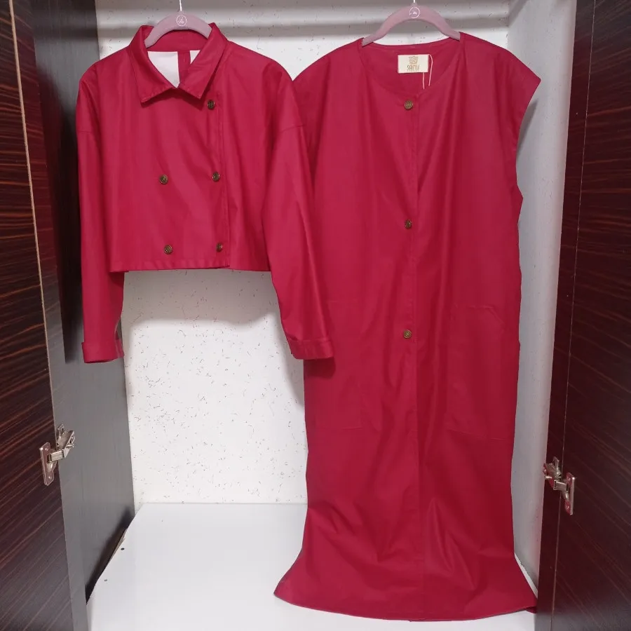 بارانی چرم قرمز