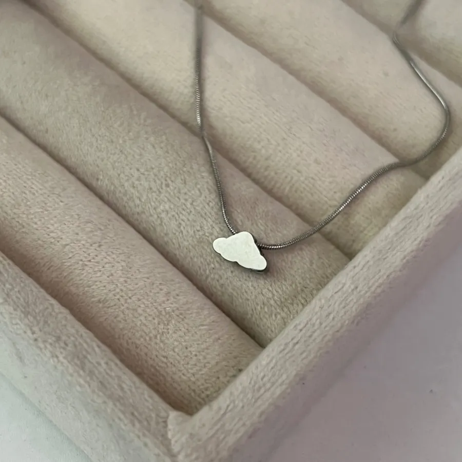 گردنبند ابر