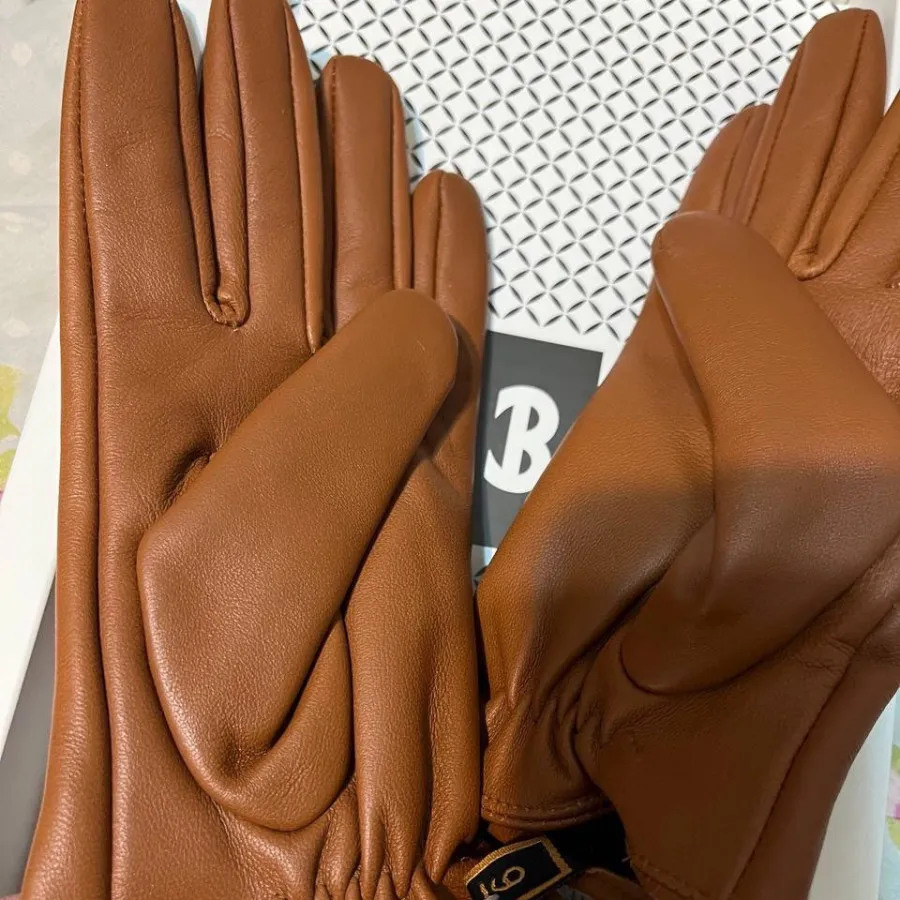 دستکش چرم منط