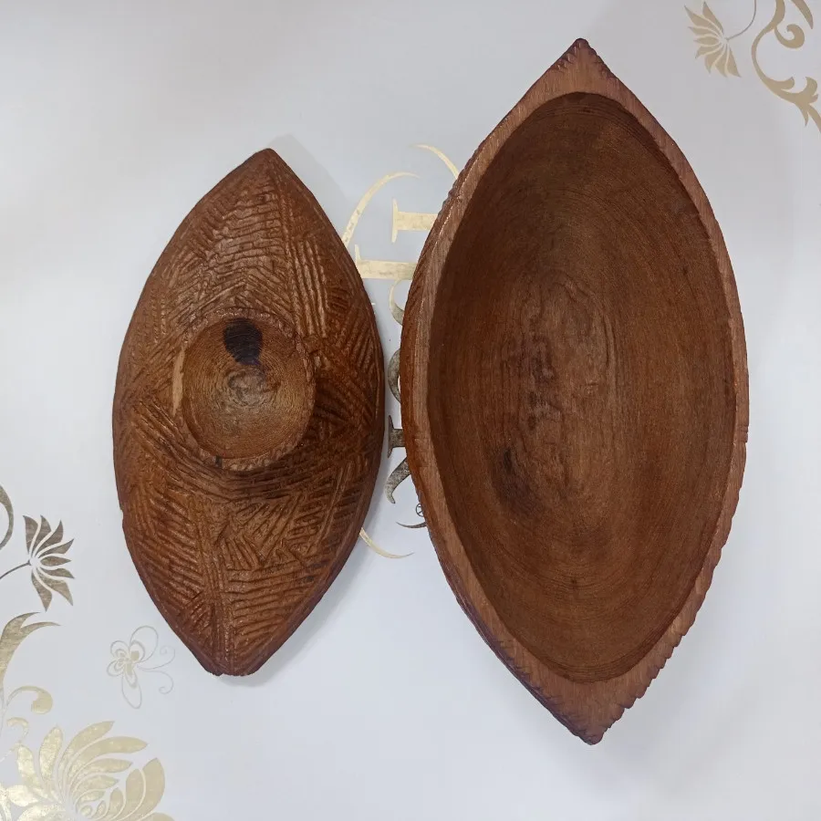 شکلات خوری چوبی