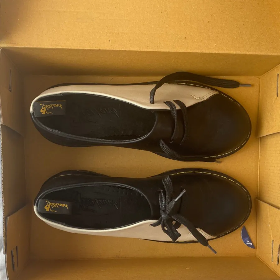 کفش چرم ویزلند سایز 37