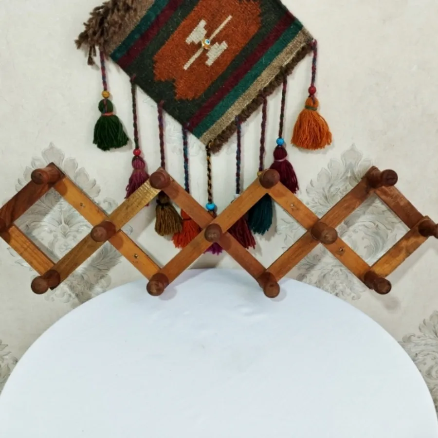 چوب لباسی قدیمی