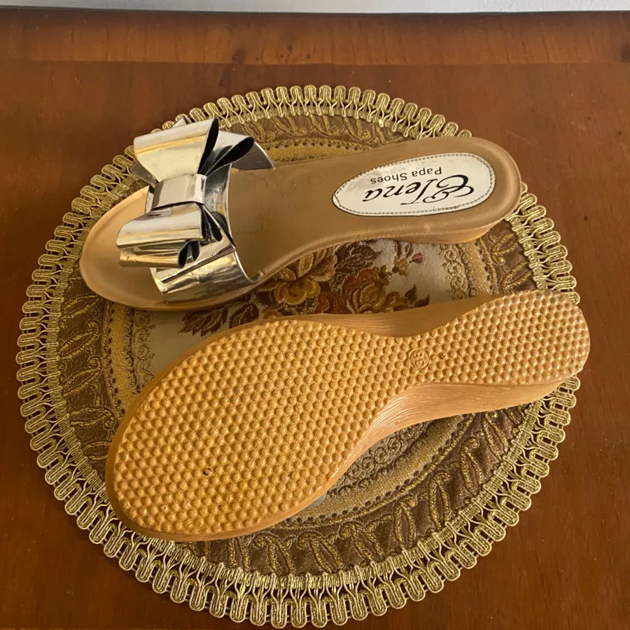 صندل نقره ای