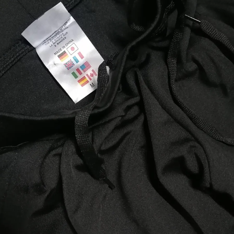 شلوارک ورزشی