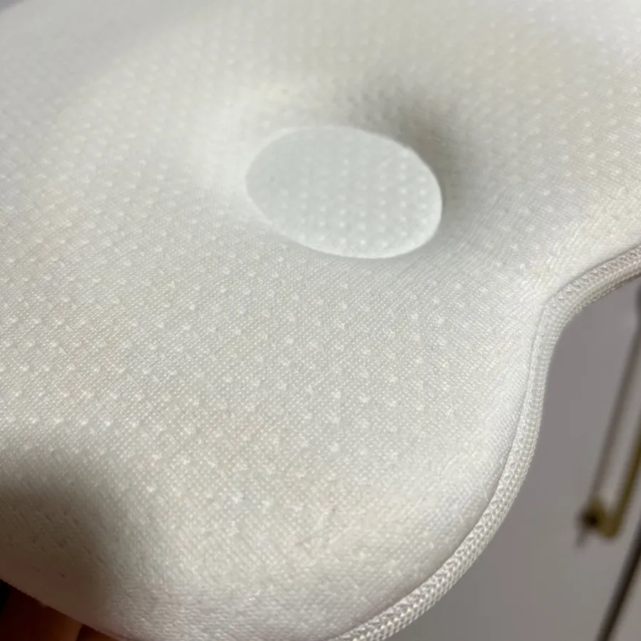 بالش طبی نوزاد