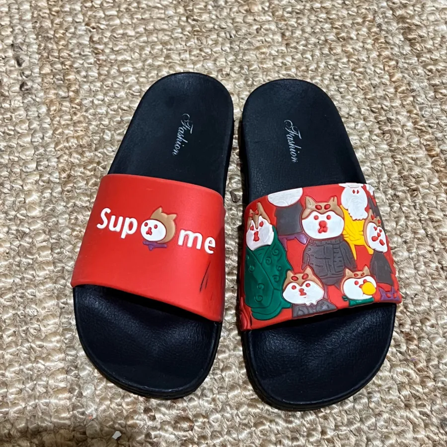 دمپایی ساحلی