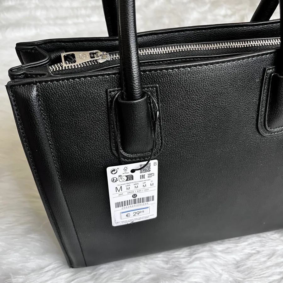 کیف استرادیواریوس