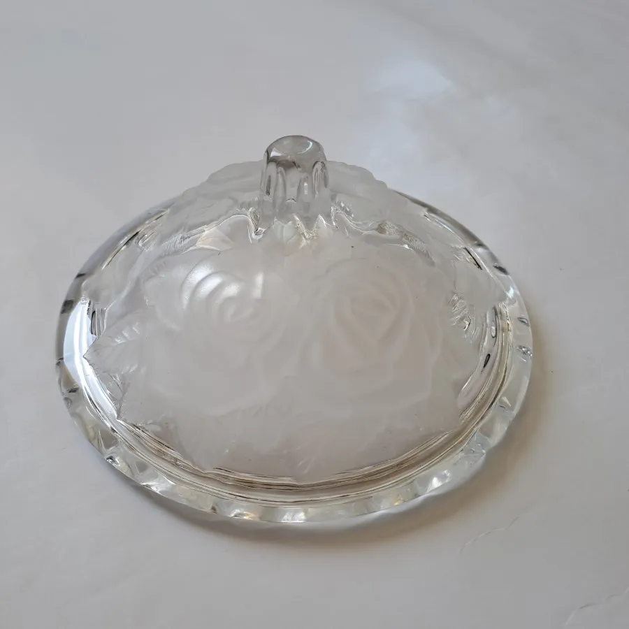 در شکلات خوری سوگا ژاپنی