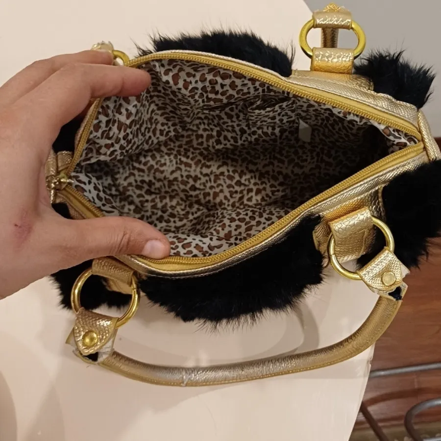 کیف مجلسی خز دار