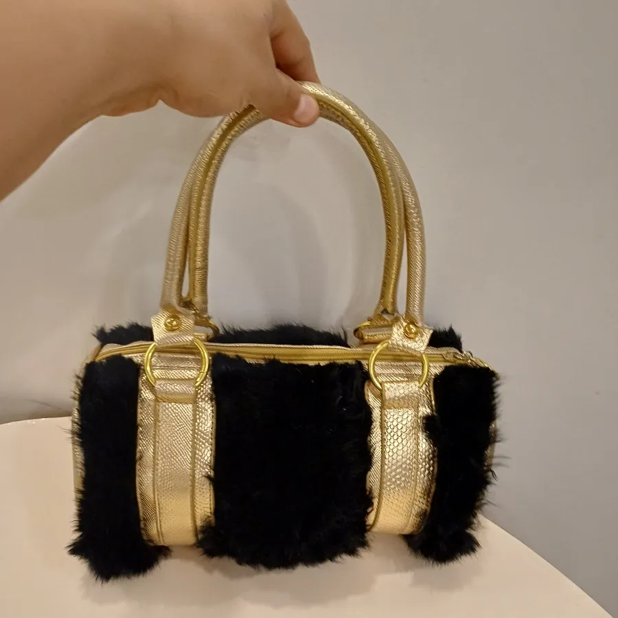 کیف مجلسی خز دار