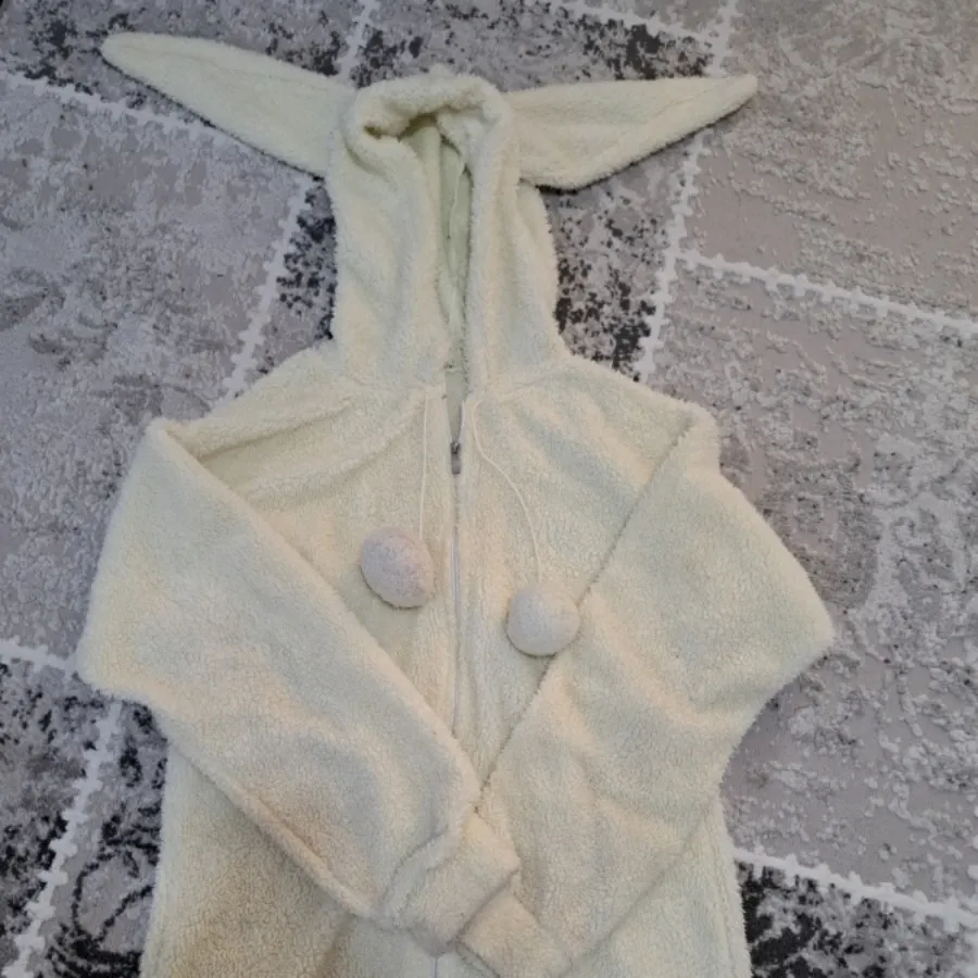 هودی گوش دار