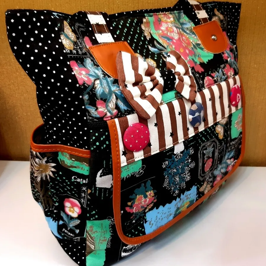 کیف مدل Flora مشکی