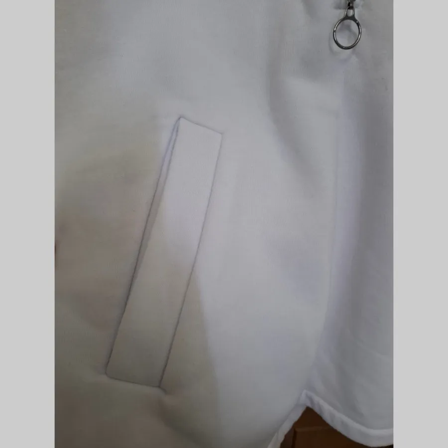 ست هودی و شلوار سفید