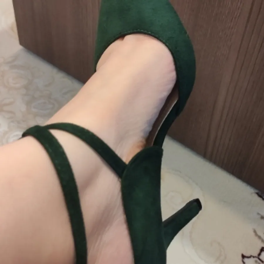 کفش پاشنه دار سبز