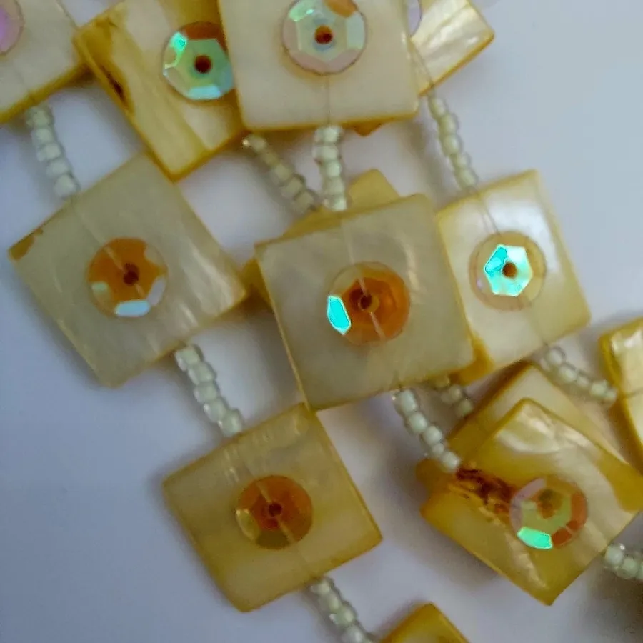 گردنبند منجوق و صدف