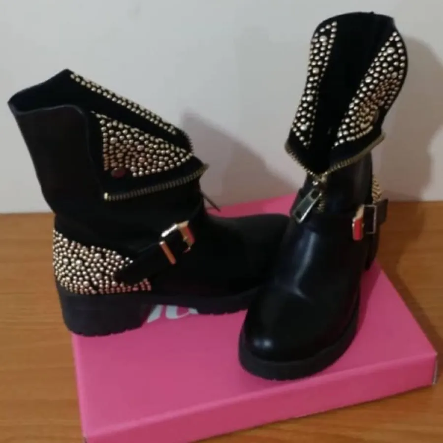 نیم بوت چرم