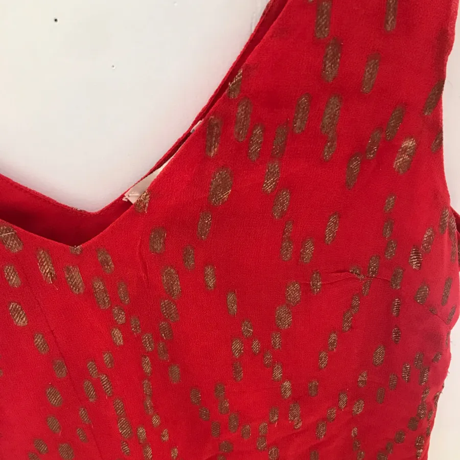 تاپ قرمز انگلیسی