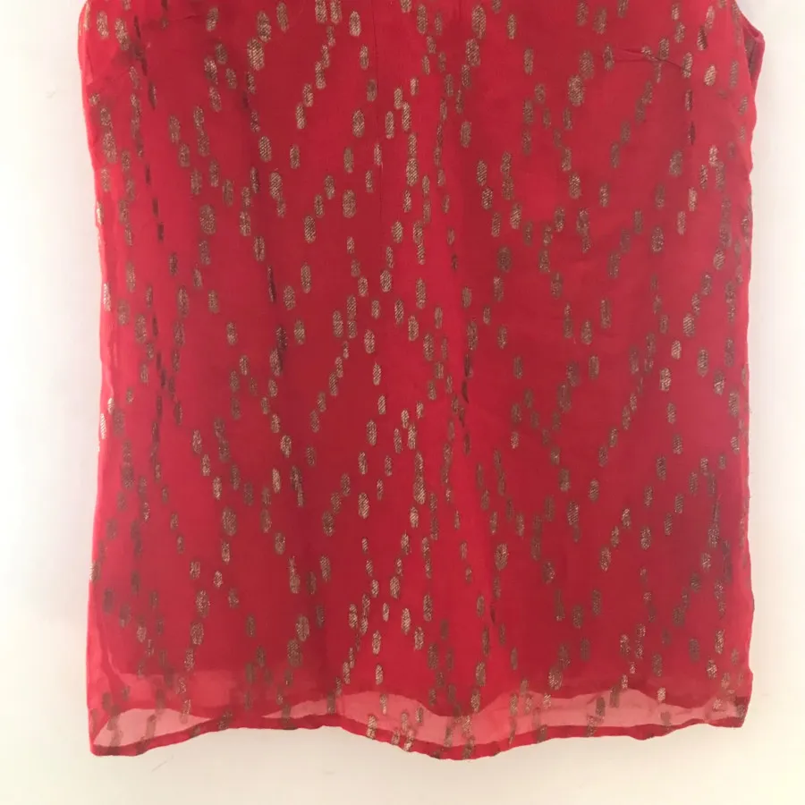 تاپ قرمز انگلیسی