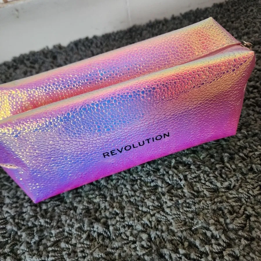 بگ کلسی Revolution