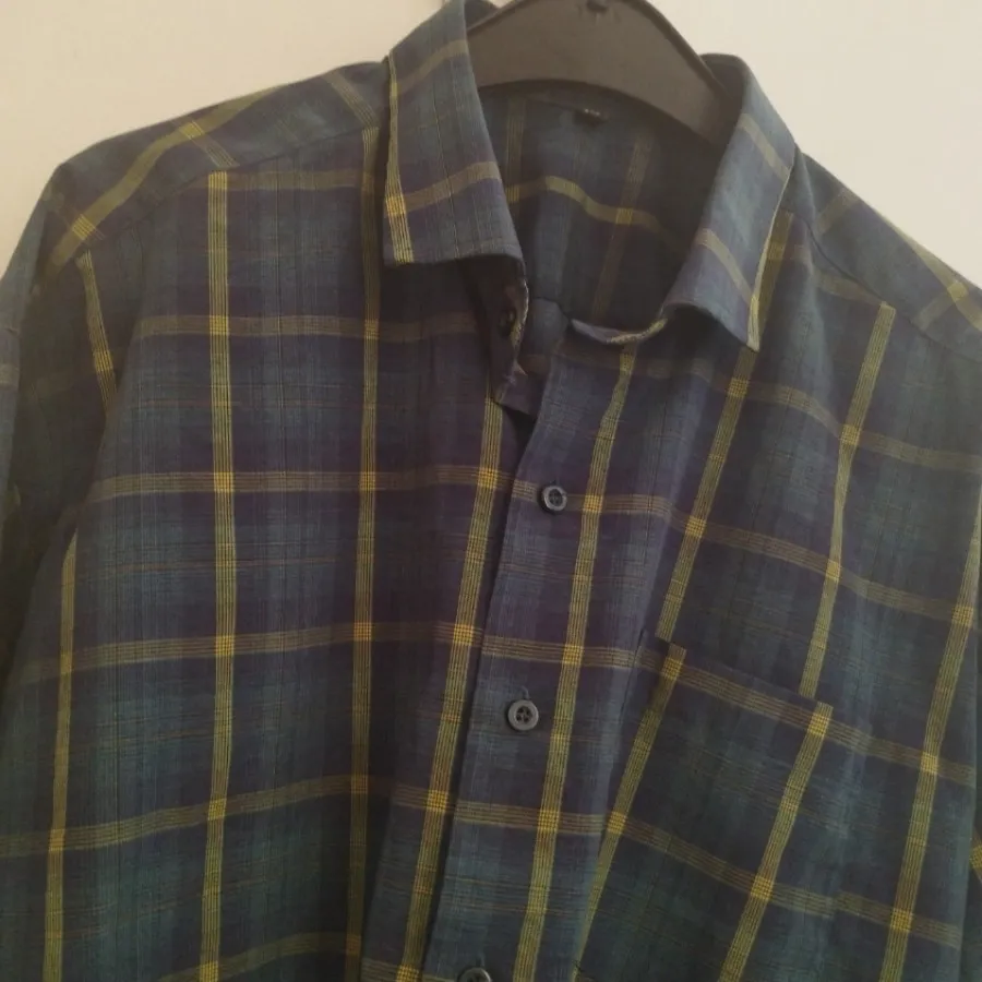 پیراهن مردانه بزرگ