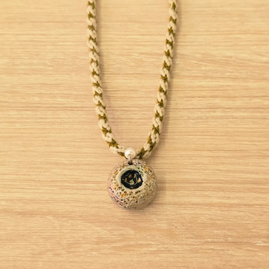 گردنبند دستساز