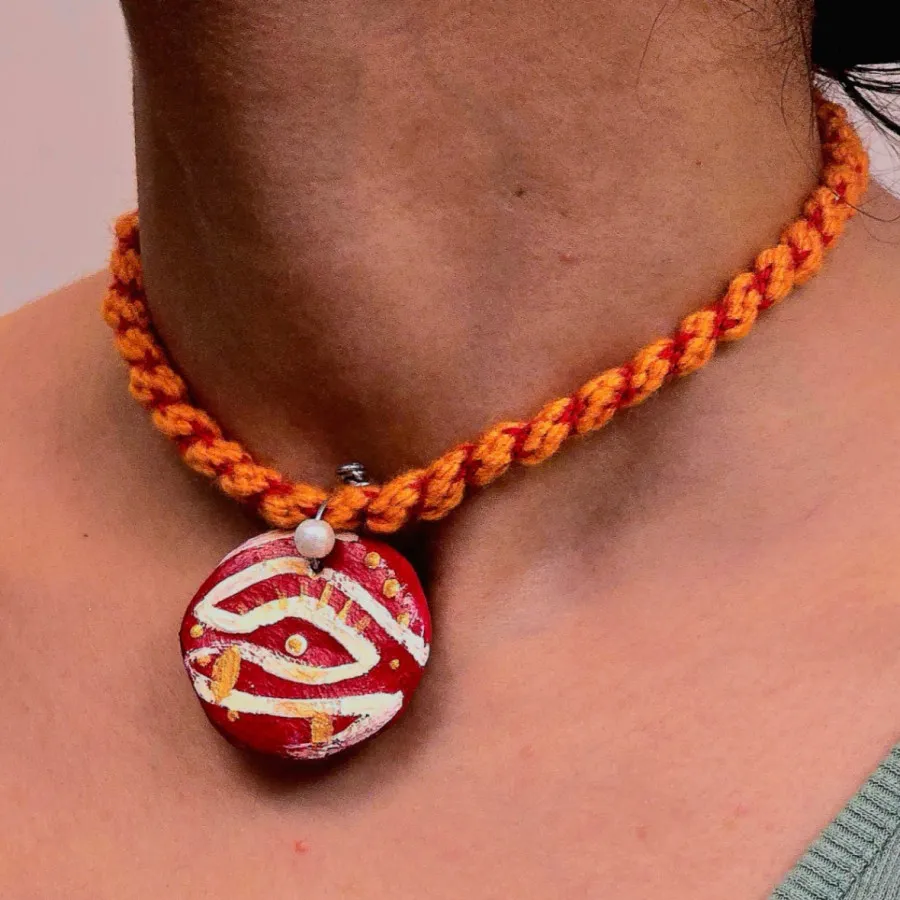 گردنبند دستساز