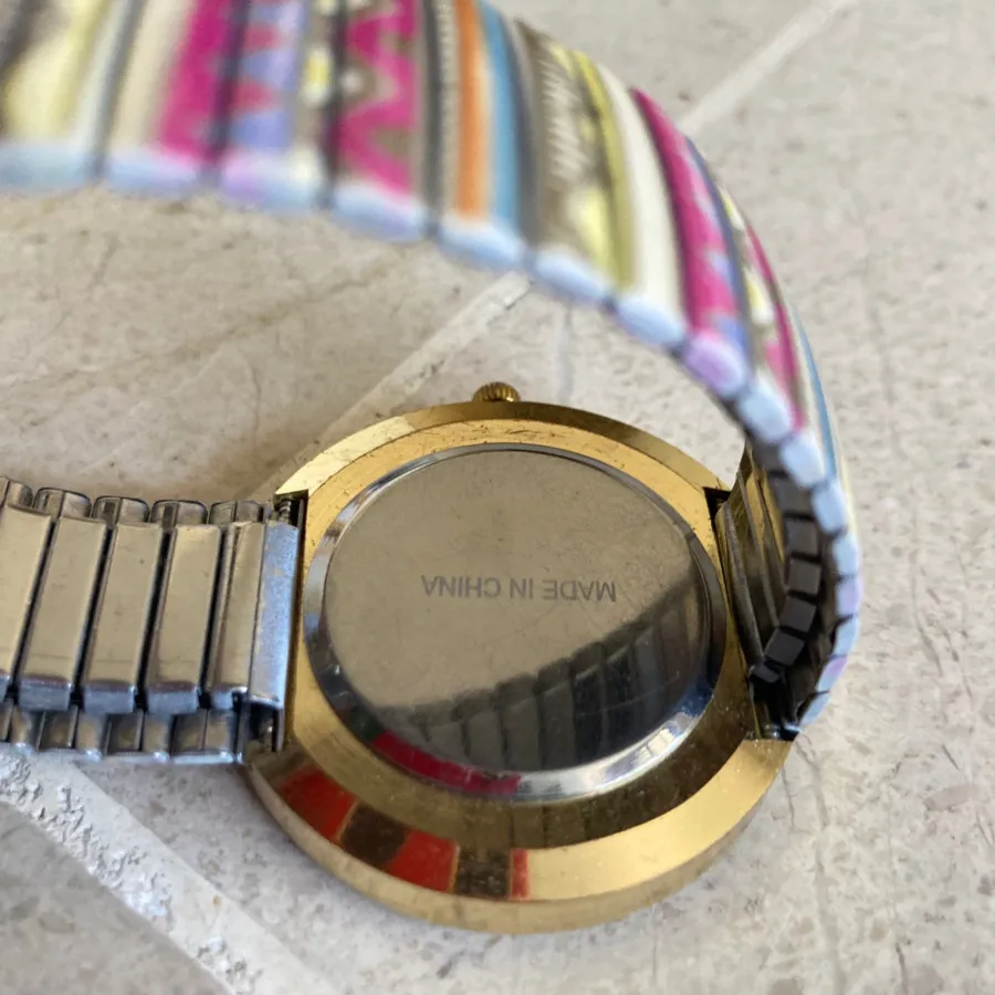 ساعت خارجی دخترانه