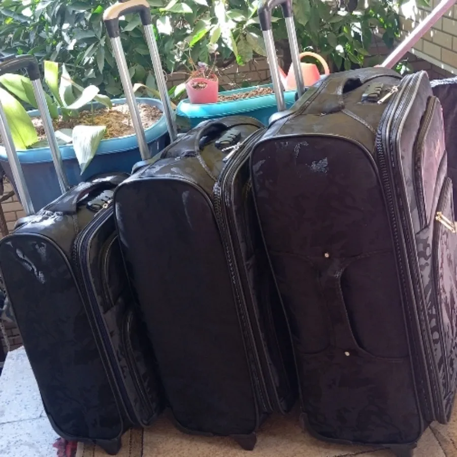 چمدان چریکی تک رنگ