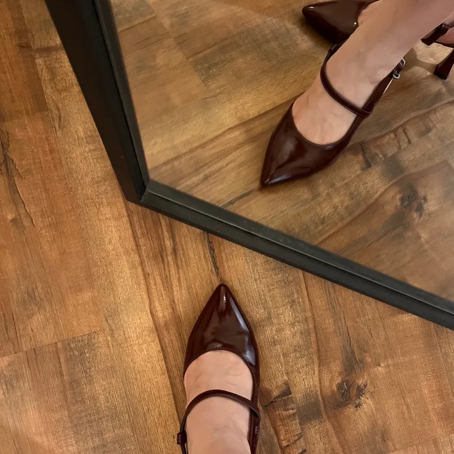 کفش پاشنه دار