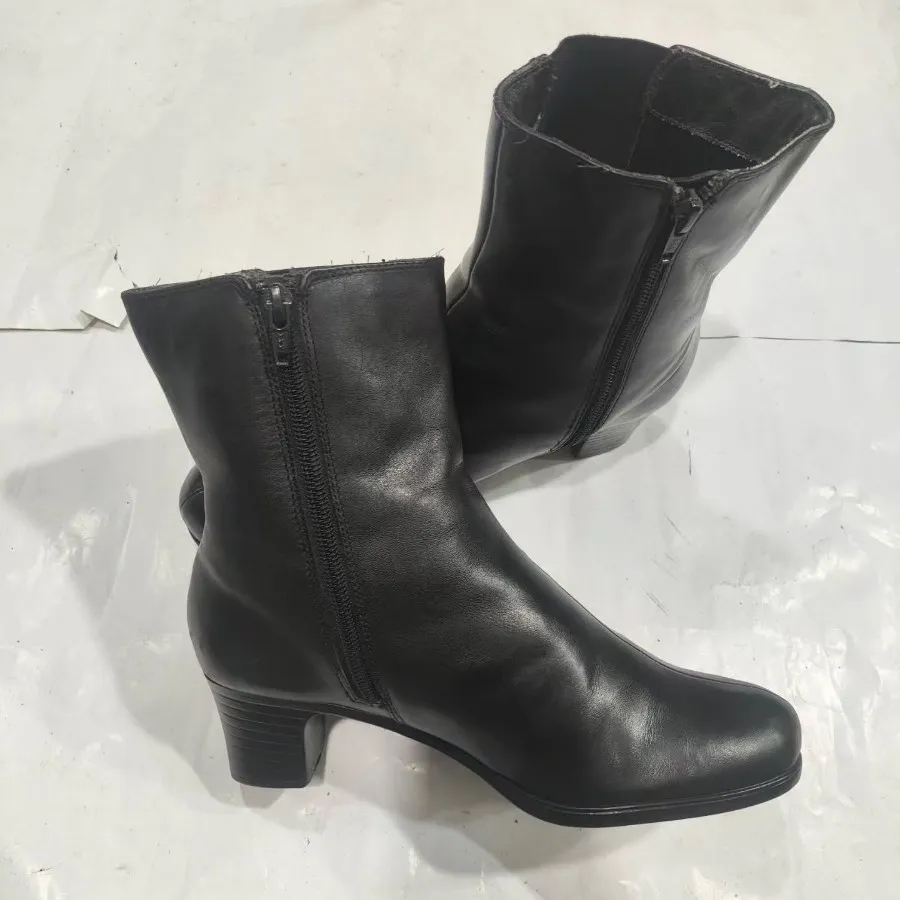 بوت زنانه اورجینال