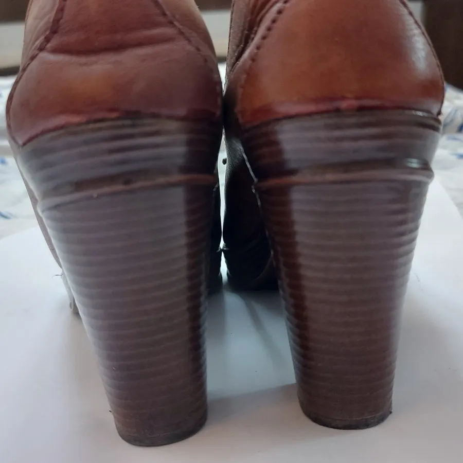 کفش چرم زنانه ، سماقی رنگ