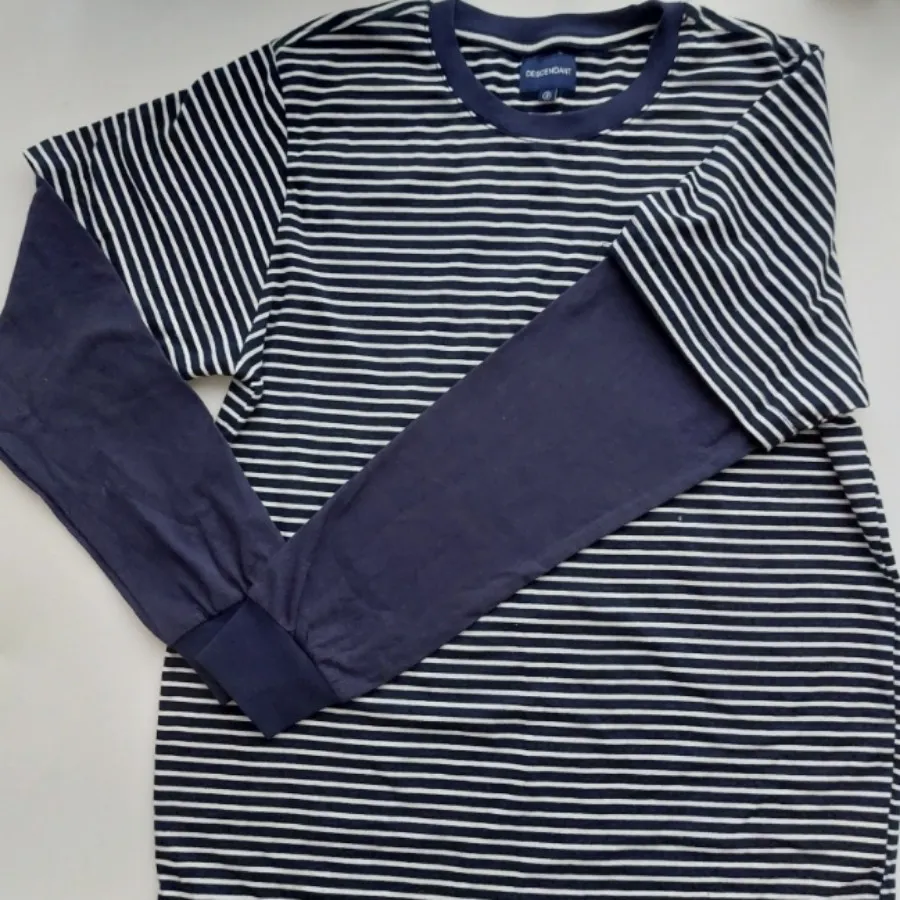 تیشرت آستین بلند