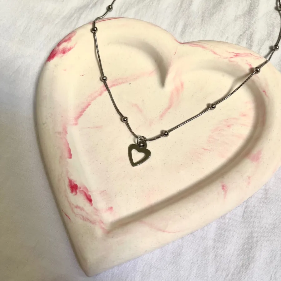 گردنبند قلب مینیمال