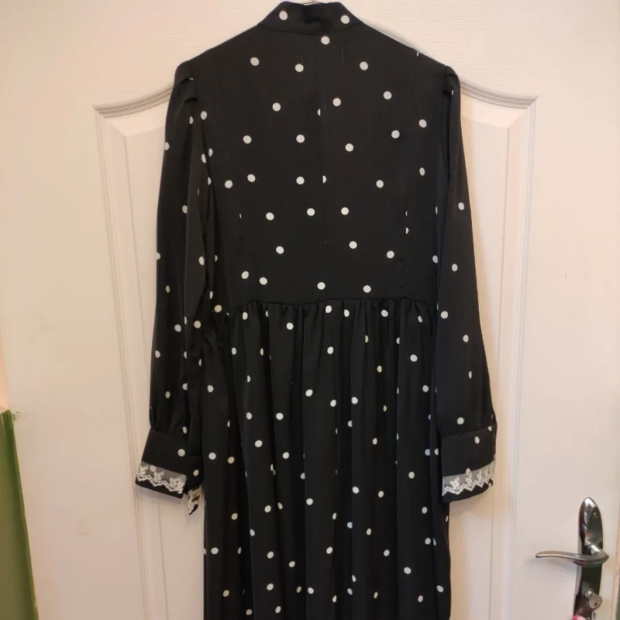 پیراهن خالخالی